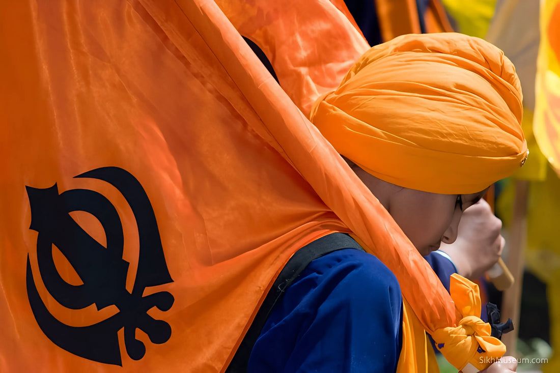 The-Khanda-Meaning-Behind-the-Symbol-That-Unites-Sikhs-Worldwide - Akaal Accessories