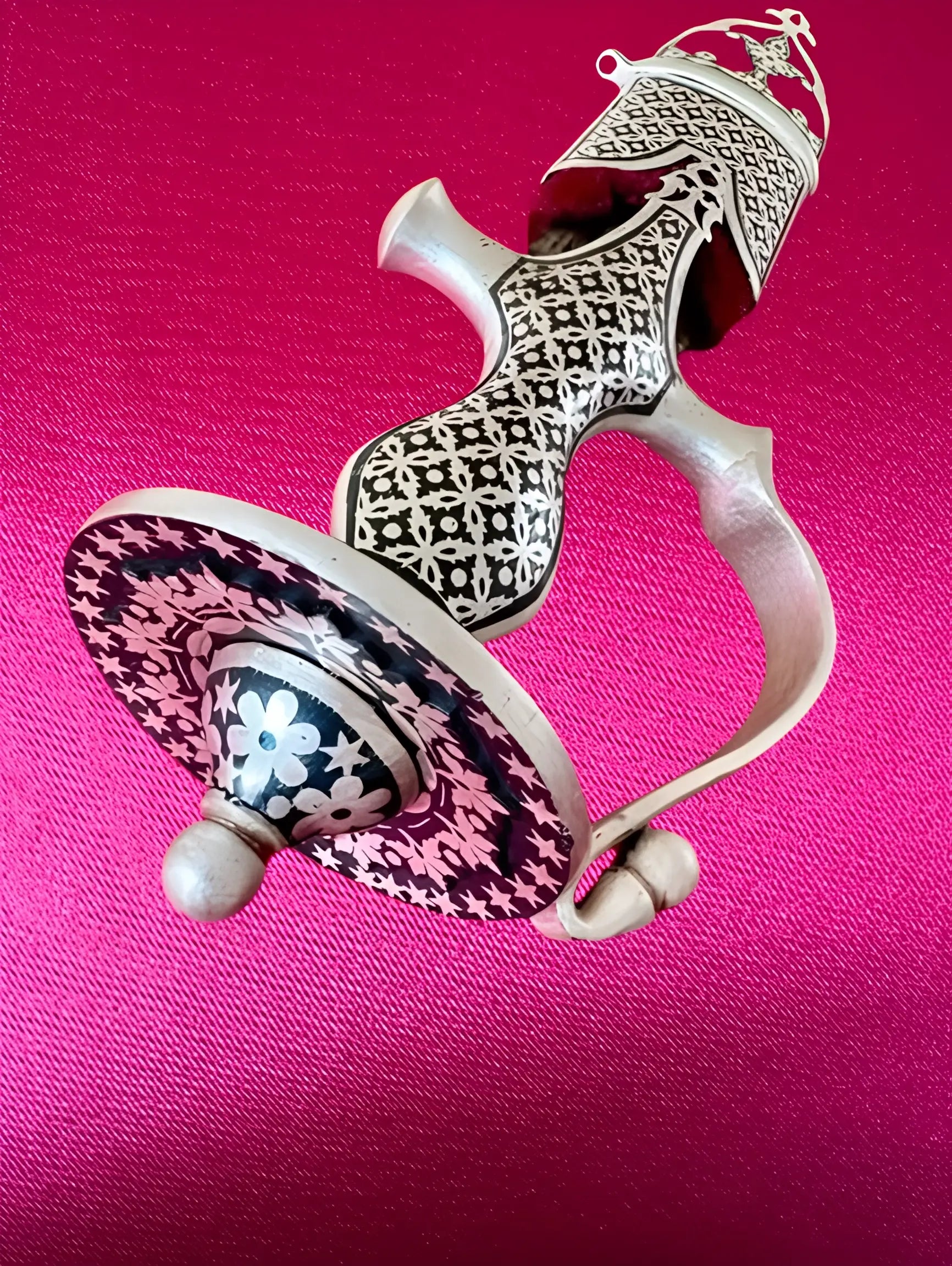 Red-Handled Chandi Shastar – Traditional Sikh Sword